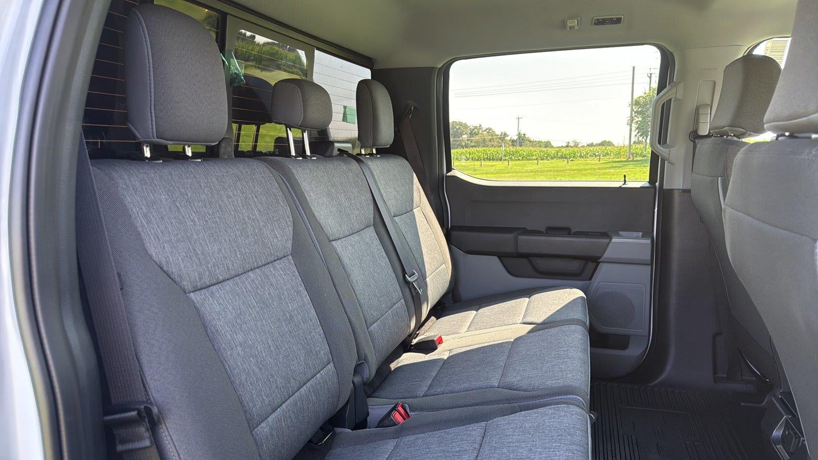 2026 Ford Super Duty F-550 Drw 12' DYNAPRO LANDSCAPE DUMP, FULL CAB SHIELD, MANUAL TARP, COMBO HITCJ, 48" UNDERBODY TOOLBOX