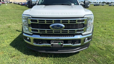 2026 Ford Super Duty F-550 Drw 12' DYNAPRO LANDSCAPE DUMP, FULL CAB SHIELD, MANUAL TARP, COMBO HITCJ, 48" UNDERBODY TOOLBOX