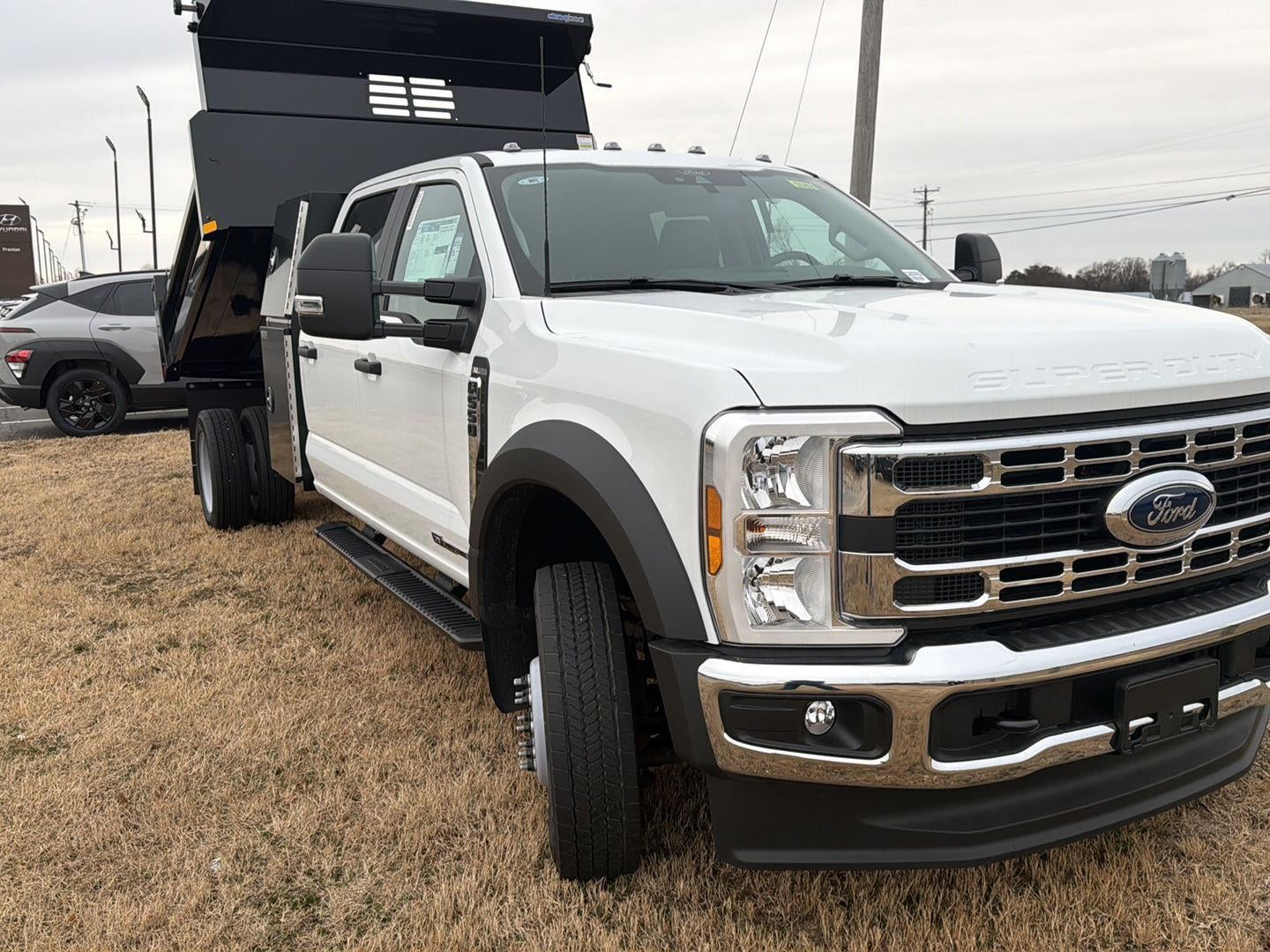 2026 Ford Super Duty F-550 DRW XL