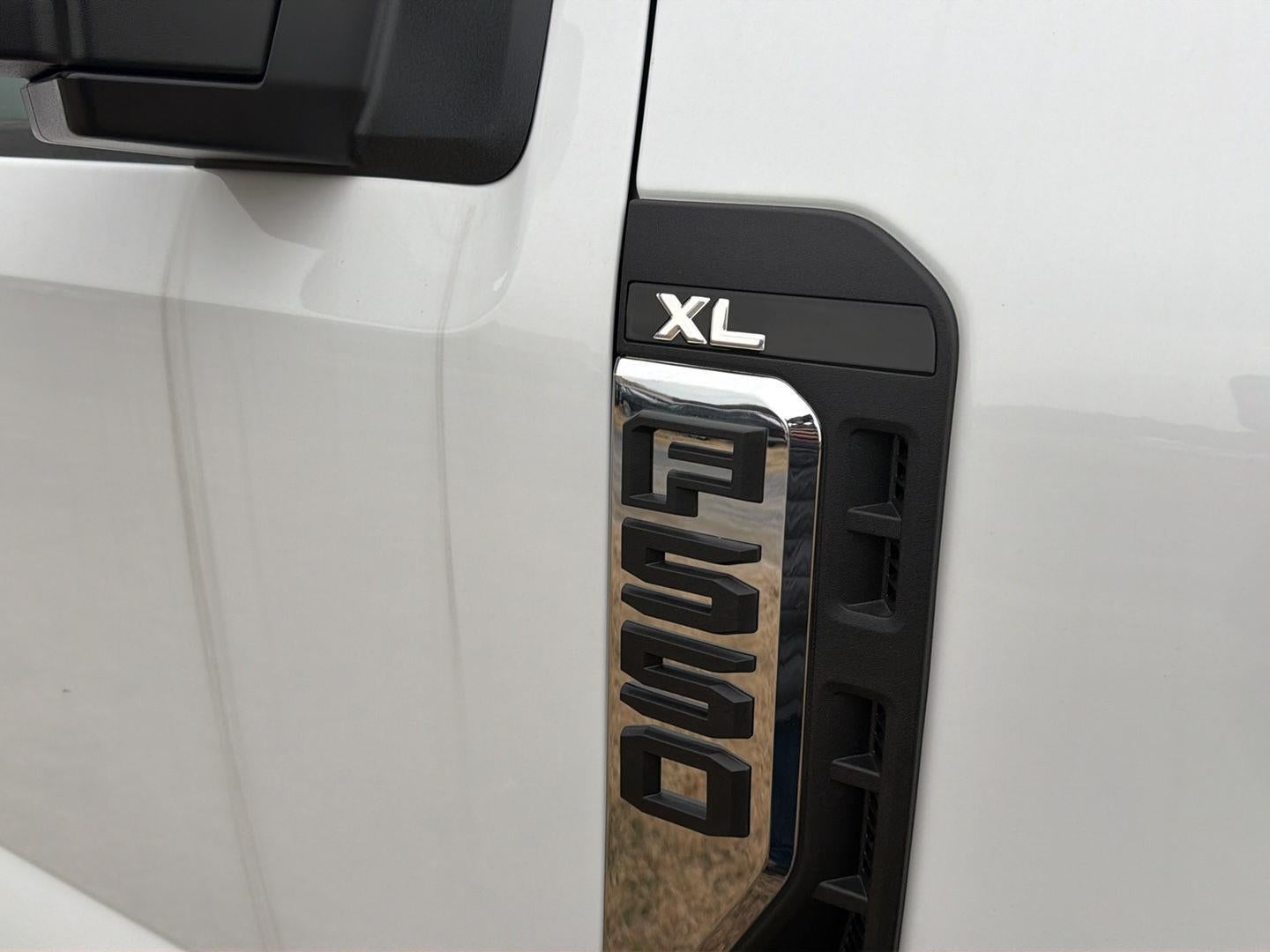 2026 Ford Super Duty F-550 DRW XL