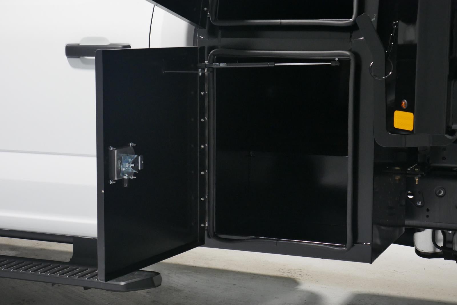 2026 Ford Super Duty F-550 DRW XL