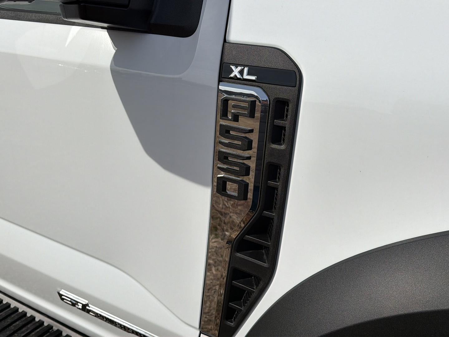 2026 Ford Super Duty F-550 DRW XL