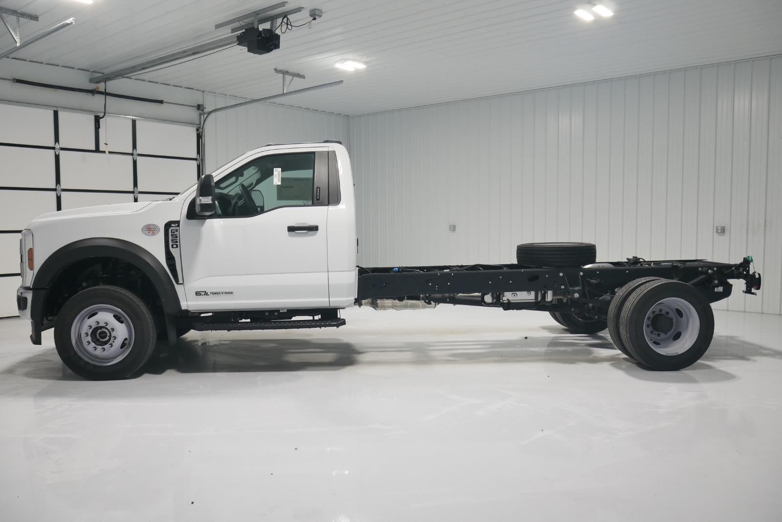2024 Ford Super Duty F-550 DRW XLT CHASSIS ONLY