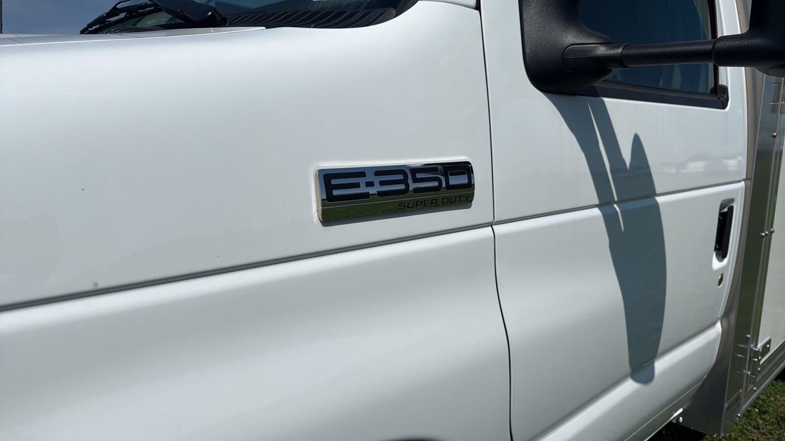 2027 Ford E-Series Cutaway 10' DURACUBE MAX FRP ENCLOSED SERVICE BODY, 3 BOW LADDER RACK, POWER LOCKS