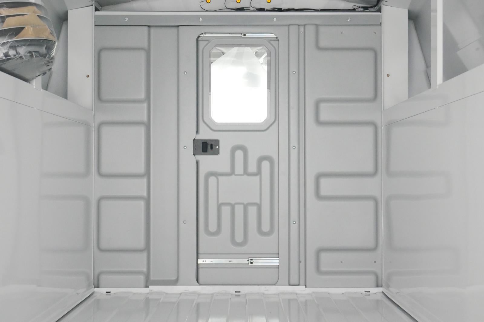 2026 Ford E-Series Cutaway Base