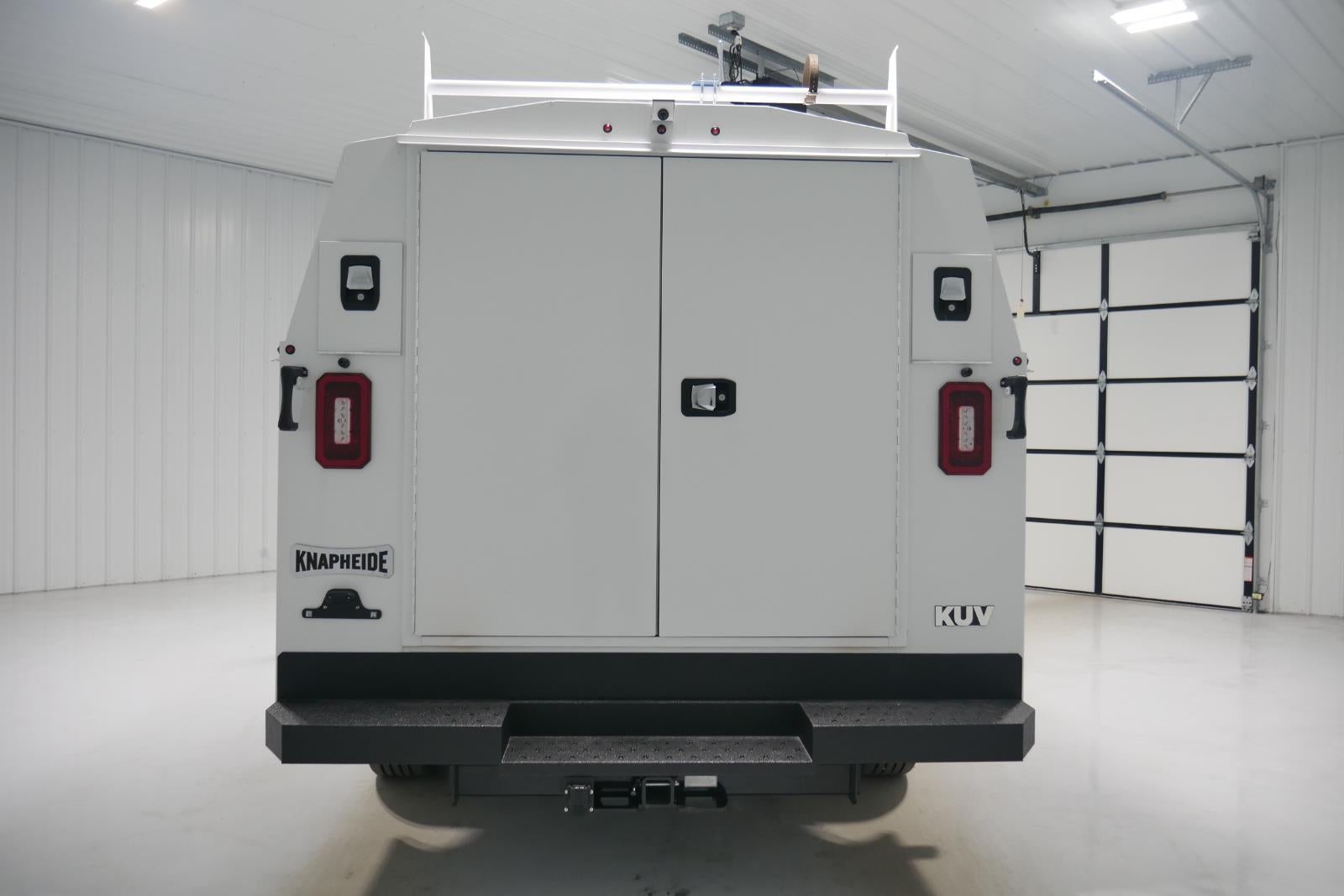 2026 Ford E-Series Cutaway Base