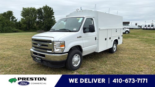 2026 Ford E-Series Cutaway 10' KNAPHEIDE KUV BODY BACK UP CAMERA CLASS V RECEIVER HITCH 3 BOW LADDER RACK