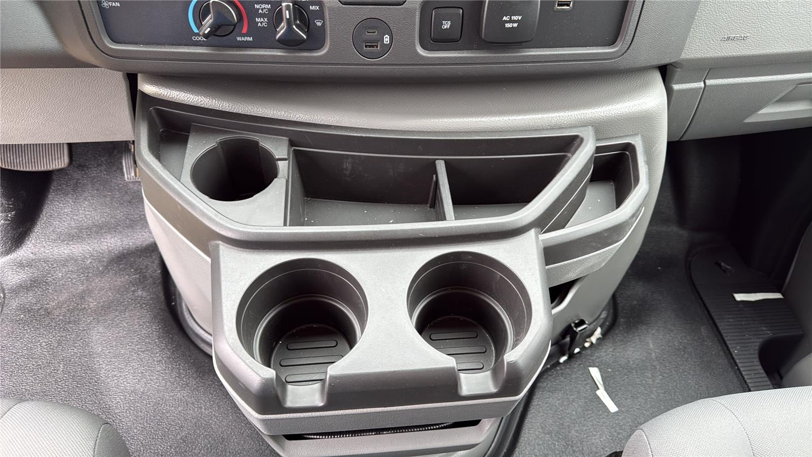 2026 Ford E-Series Cutaway 10' KNAPHEIDE KUV BODY BACK UP CAMERA CLASS V RECEIVER HITCH 3 BOW LADDER RACK