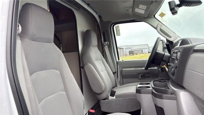 2027 Ford E305t E-350 SRW