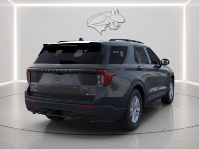 2026 Ford Explorer Xlt