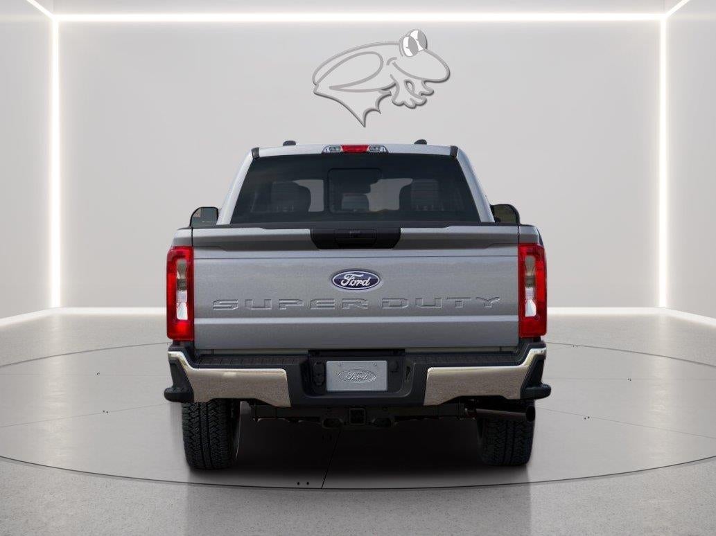 2027 Ford Super Duty F-250 XLT