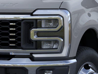 2026 Ford Super Duty F-350 DRW Lariat
