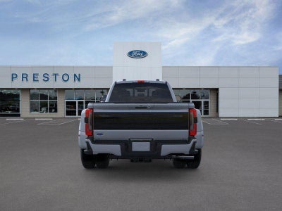 2025 Ford Super Duty F-350 DRW Platinum
