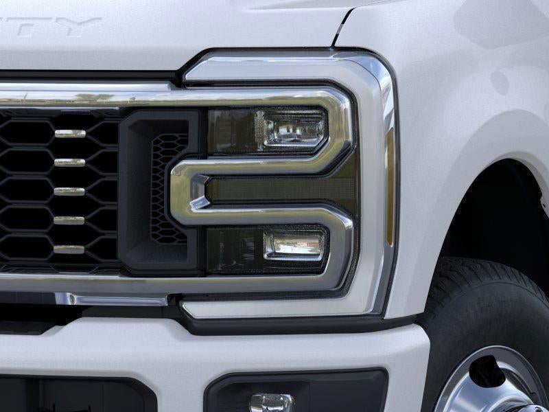 2025 Ford Super Duty F-350 DRW Platinum