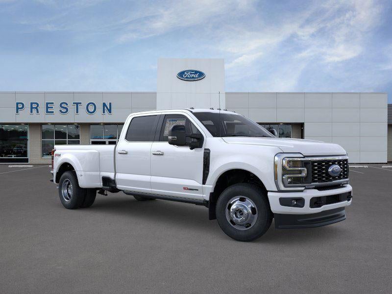 2025 Ford Super Duty F-350 DRW Platinum