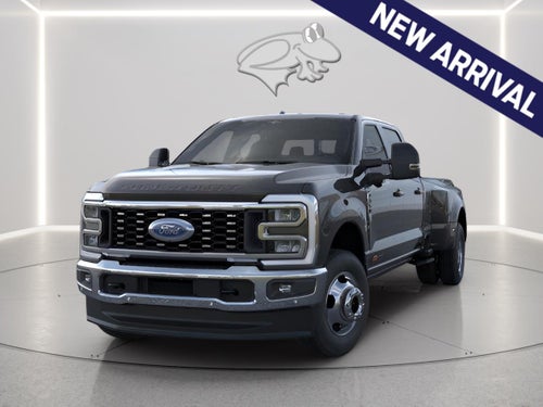 2026 Ford Super Duty F-350 DRW LARIAT