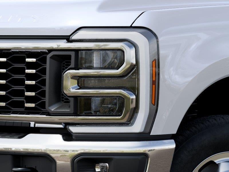 2027 Ford Super Duty F-350 DRW Lariat