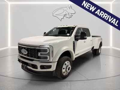 2027 Ford Super Duty F-450 Drw Platinum