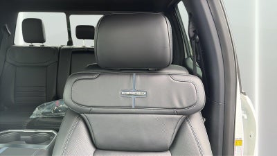 2027 Ford Super Duty F-450 Drw Platinum