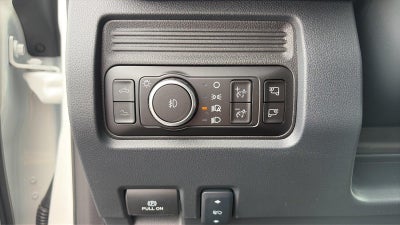 2027 Ford Super Duty F-450 Drw Platinum