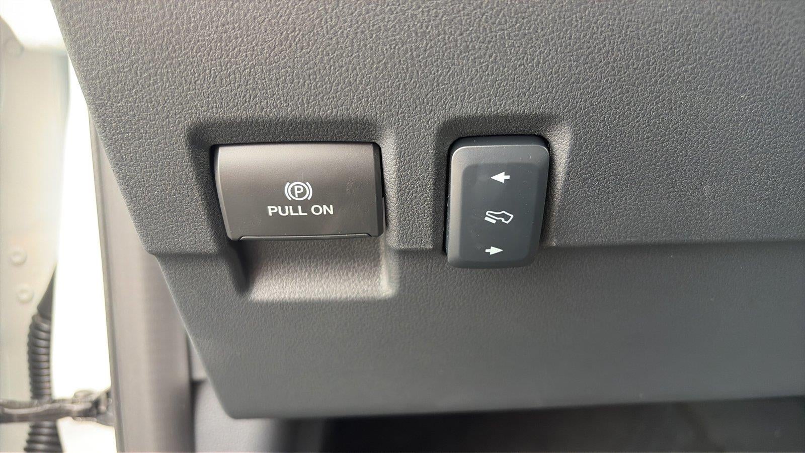 2027 Ford Super Duty F-450 Drw Platinum