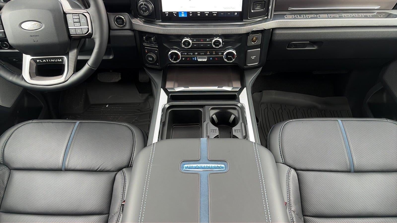 2027 Ford Super Duty F-450 Drw Platinum