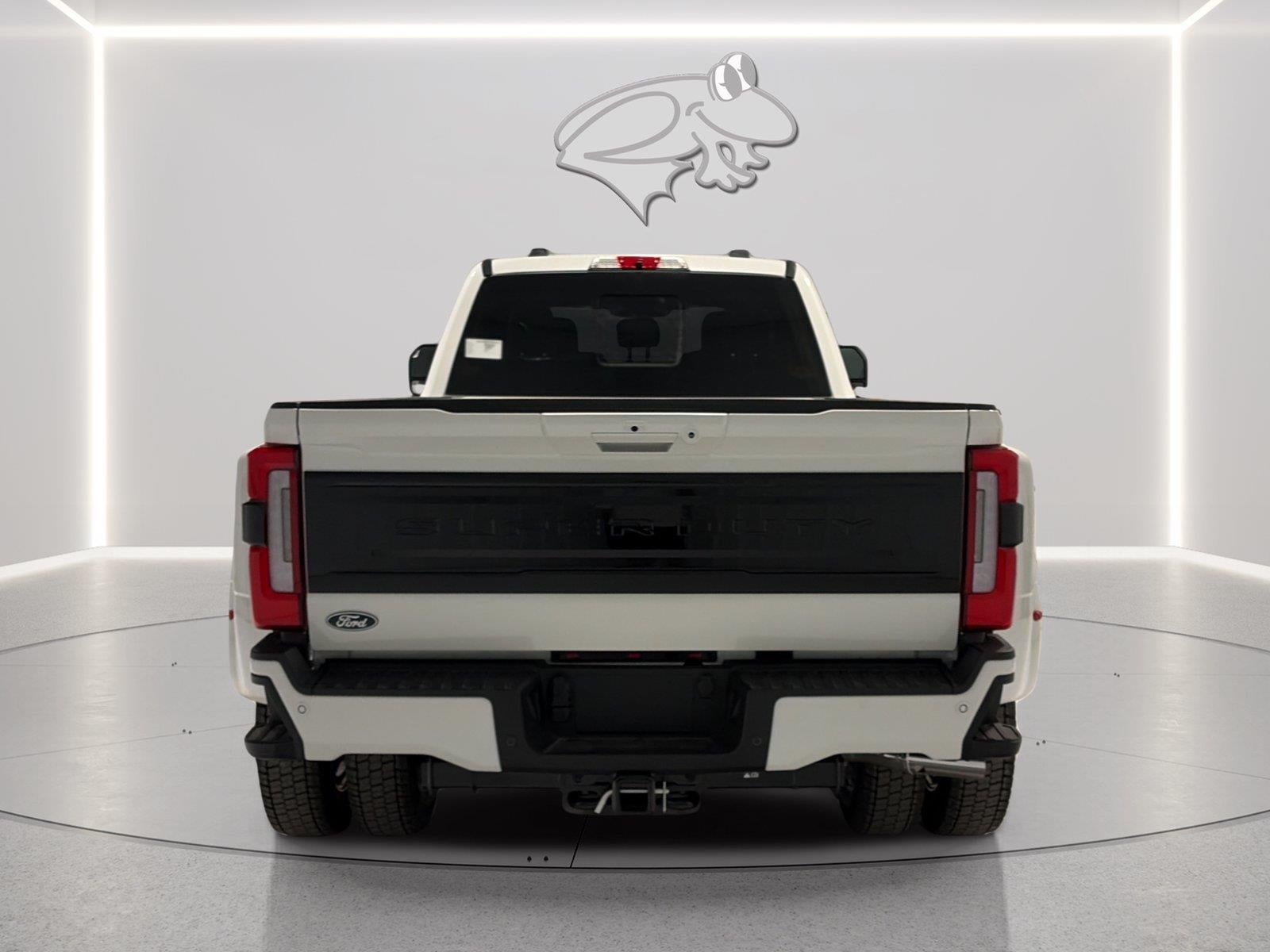 2027 Ford Super Duty F-450 Drw Platinum
