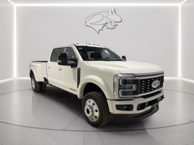 2027 Ford Super Duty F-450 Drw Platinum