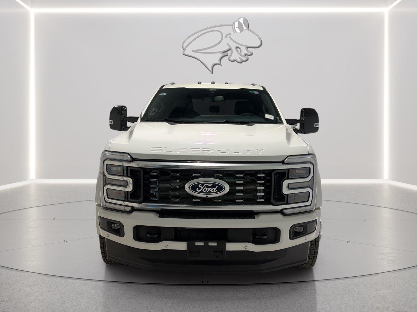 2027 Ford Super Duty F-450 Drw Platinum