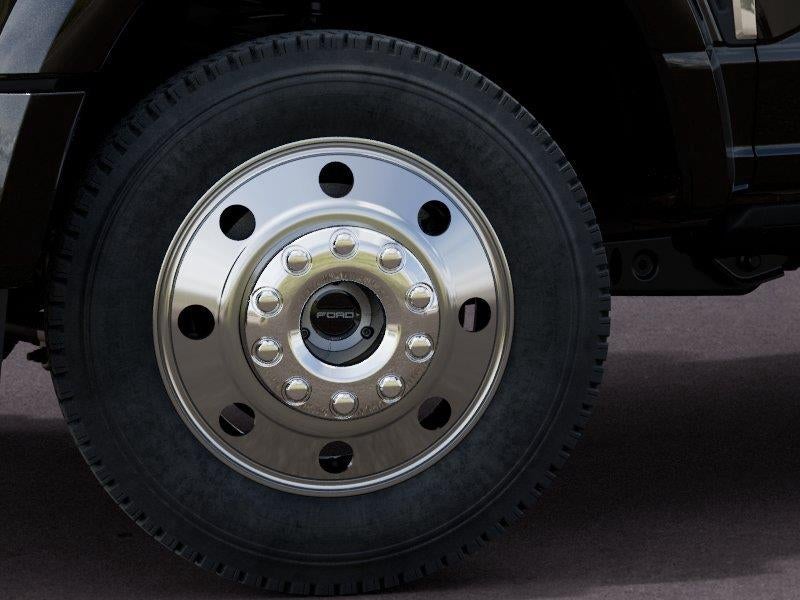 2027 Ford Super Duty F-450 DRW Platinum