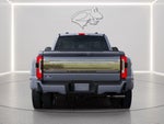 2027 Ford Super Duty F-450 DRW Platinum