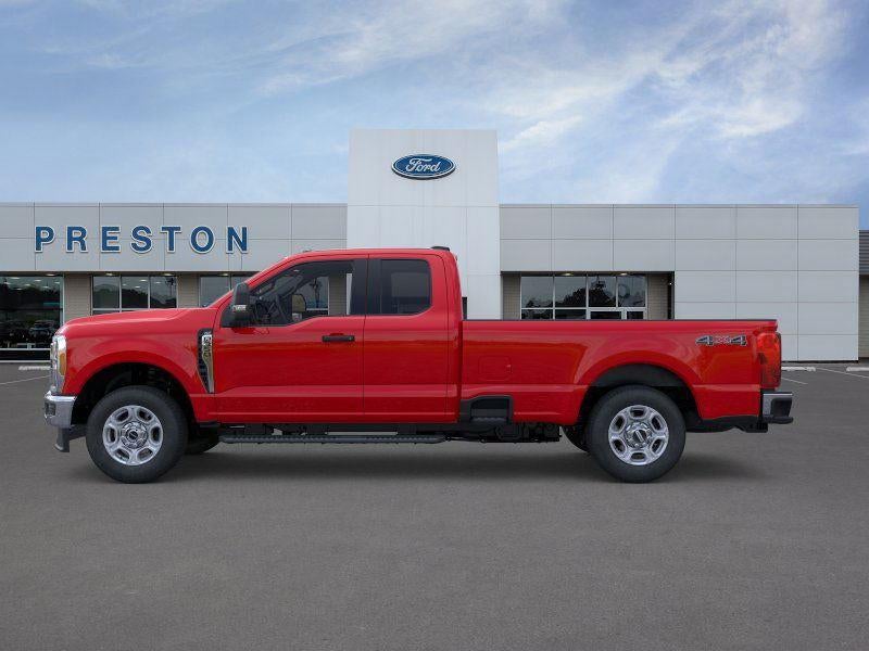 2026 Ford Super Duty F-350 XLT