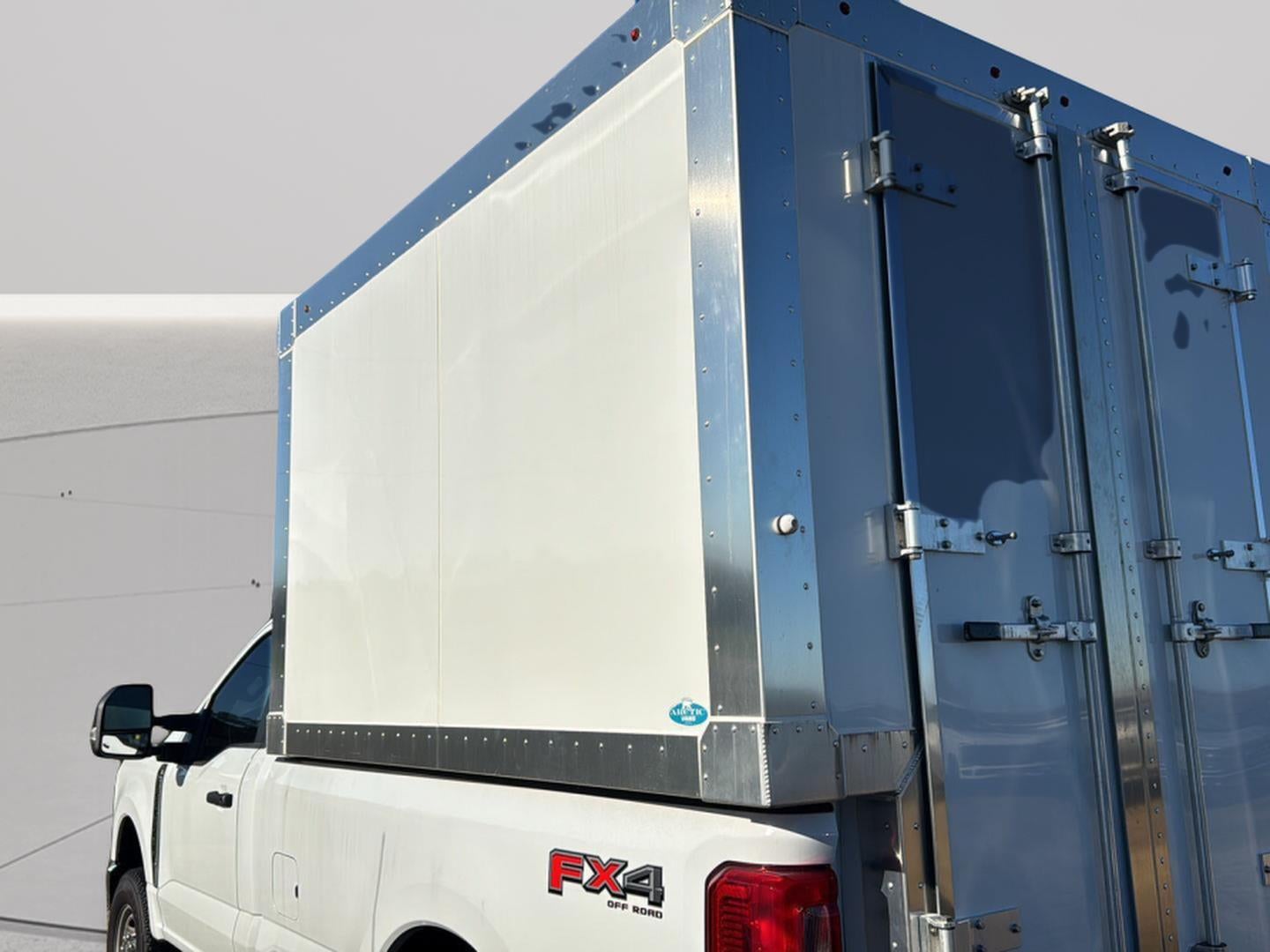 2024 Ford Super Duty F-250 THERMO KING SLIP IN BODY WITH V320-20 ELECTRIC STAND BY