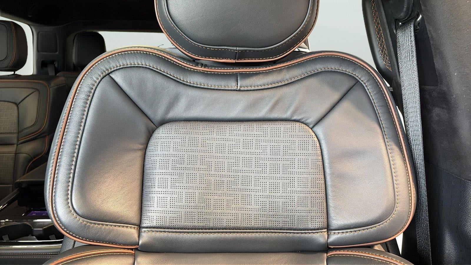2023 Lincoln Navigator Black Label