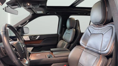 2023 Lincoln Navigator Black Label
