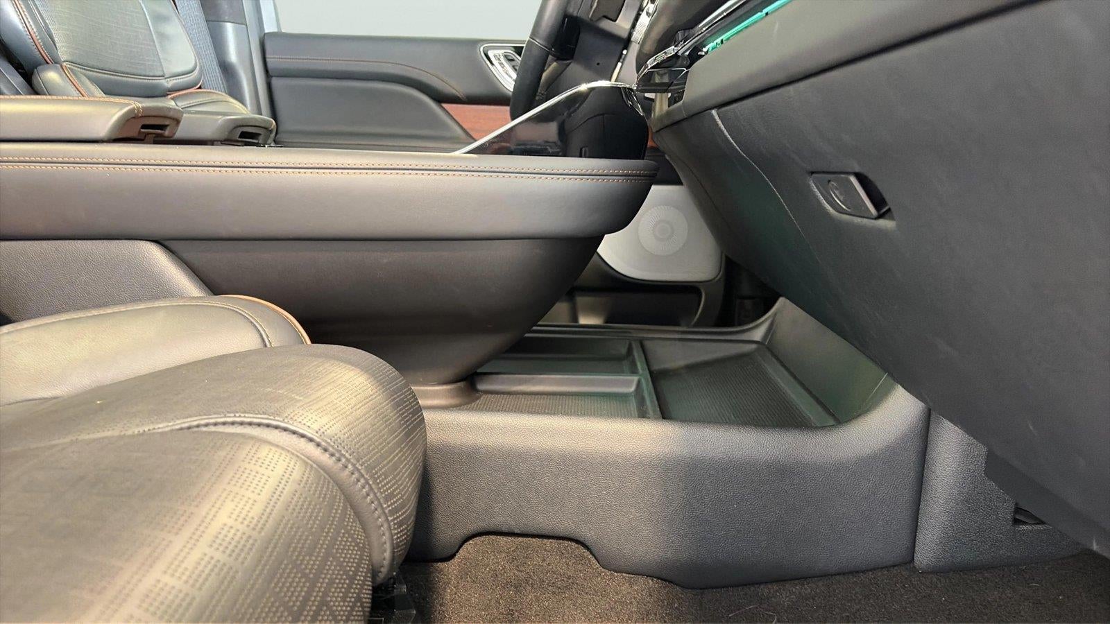 2023 Lincoln Navigator Black Label