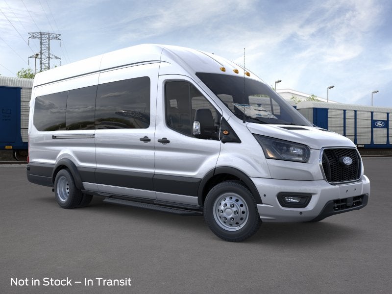 2026 Ford Transit Passenger Wagon XLT