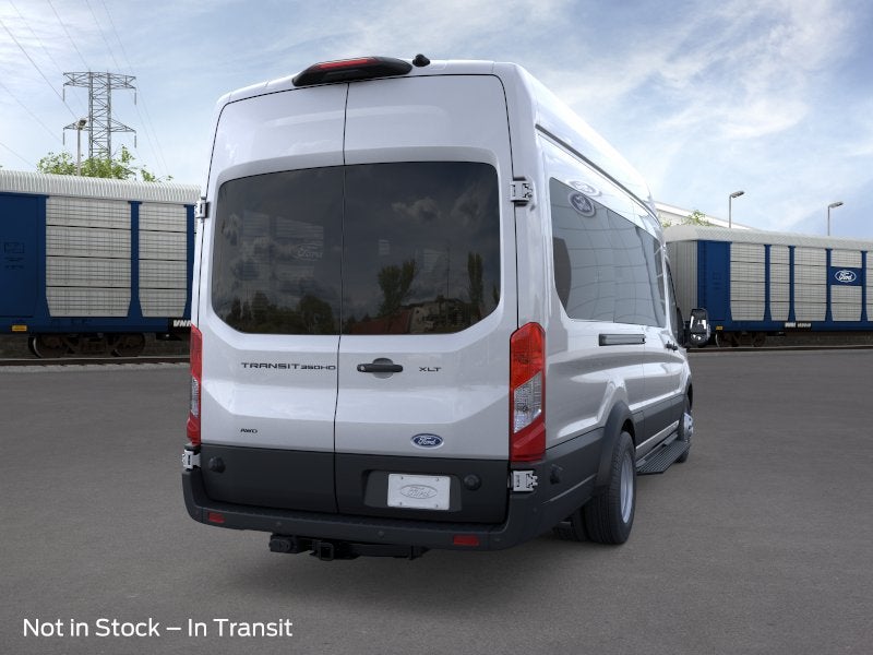 2026 Ford Transit Passenger Wagon XLT