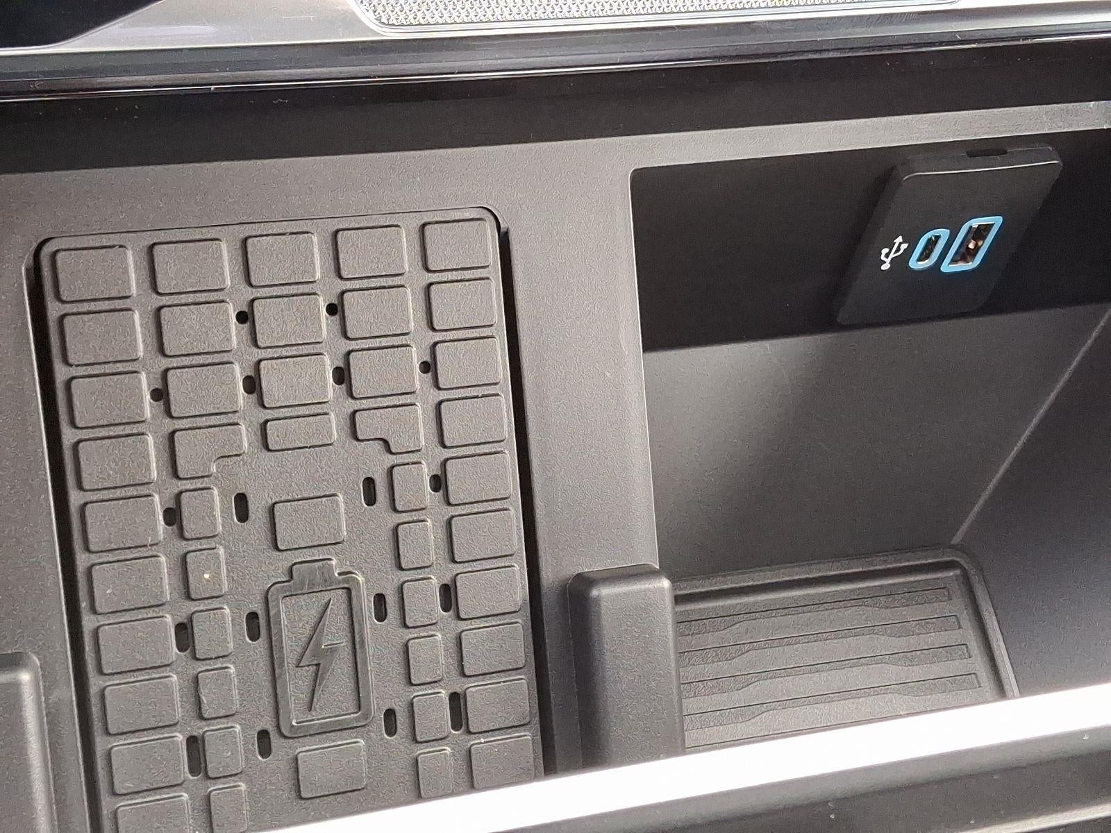 2025 Ford Super Duty F-350 Platinum