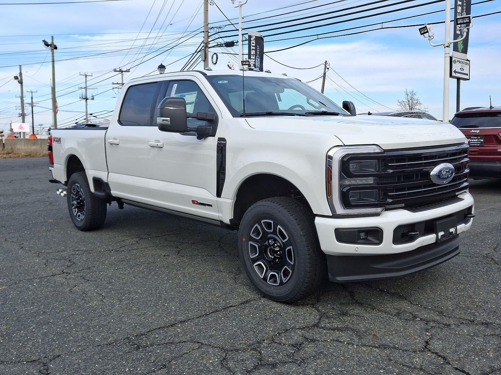 2025 Ford Super Duty F-350 Platinum