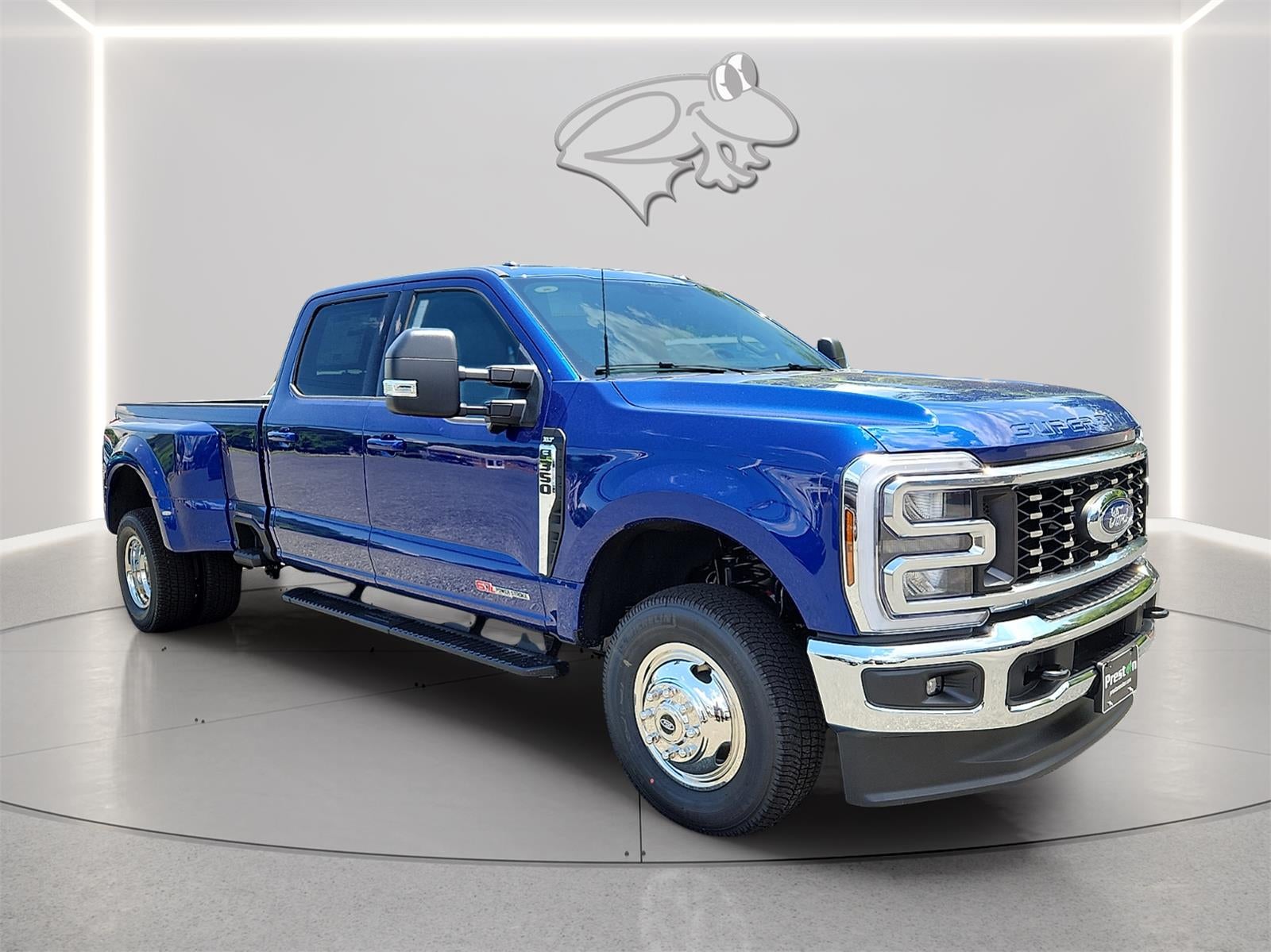2026 Ford Super Duty F-350 DRW XLT