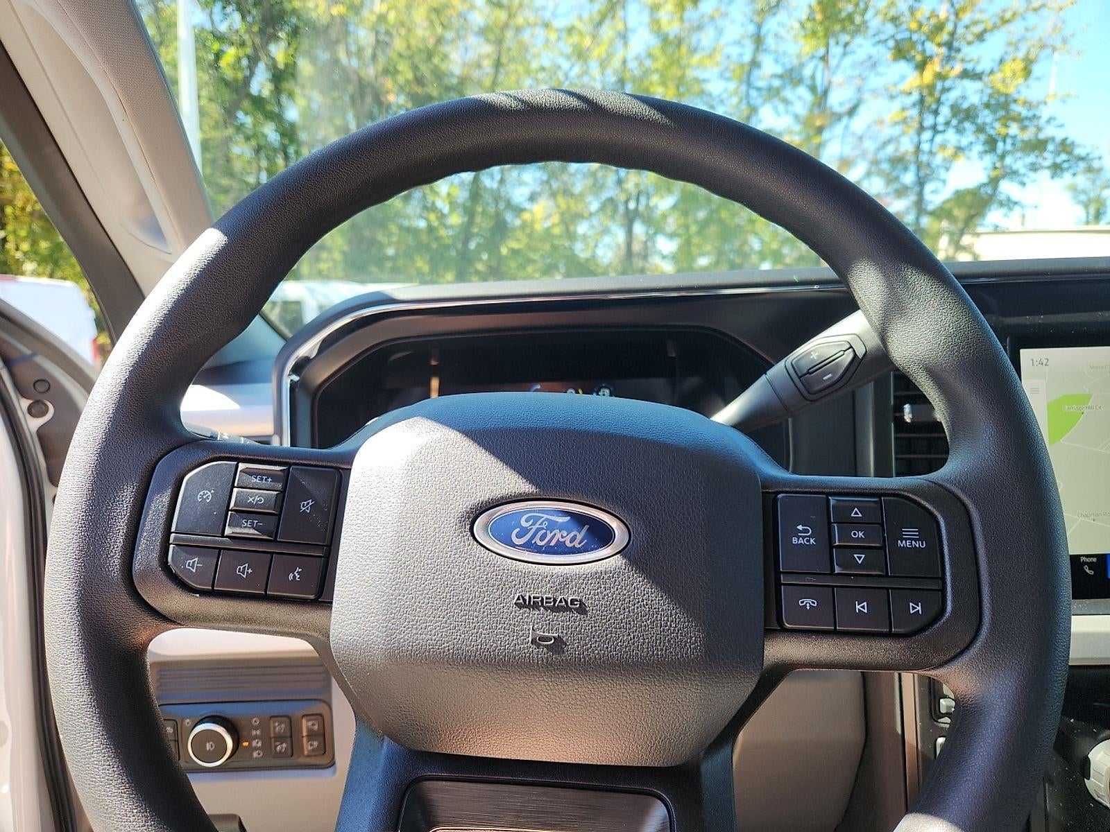 2026 Ford Super Duty F-350 DRW XLT