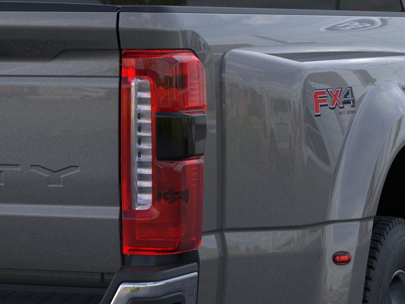 2026 Ford Super Duty F-450 DRW XLT