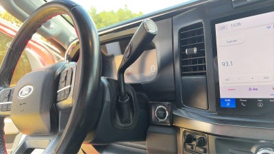 2024 Ford Super Duty F-450 Drw LARIAT