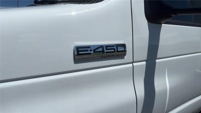 2024 Ford E-Series Cutaway Base