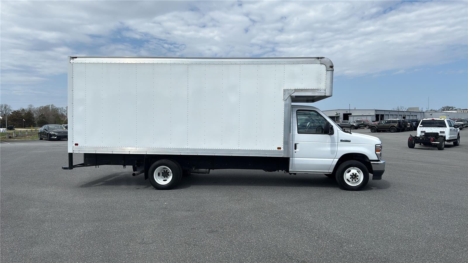 2023 Ford E-Series Cutaway Cutwy