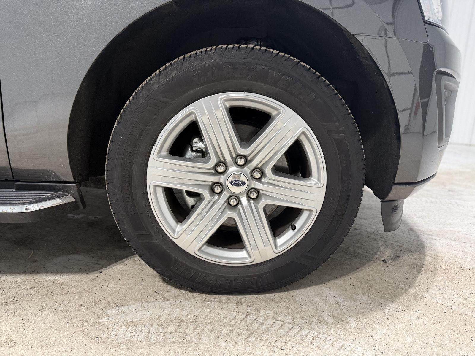 2021 Ford Expedition Max XLT