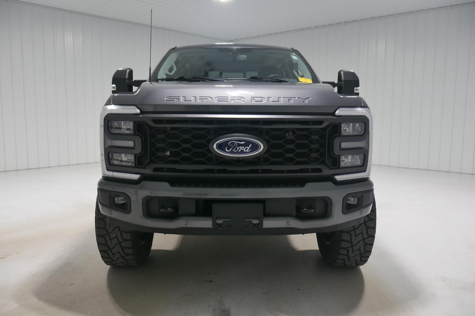 2023 Ford Super Duty F-250 SRW Lariat