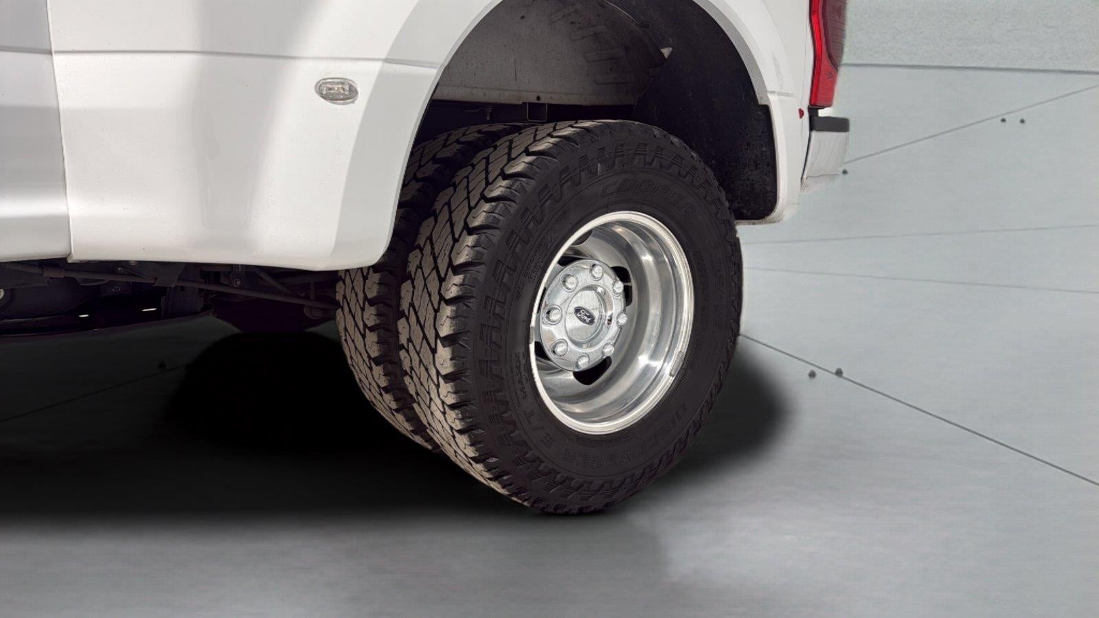 2022 Ford Super Duty F-350 DRW XLT