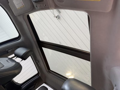 2022 Ford Super Duty F-450 DRW Limited